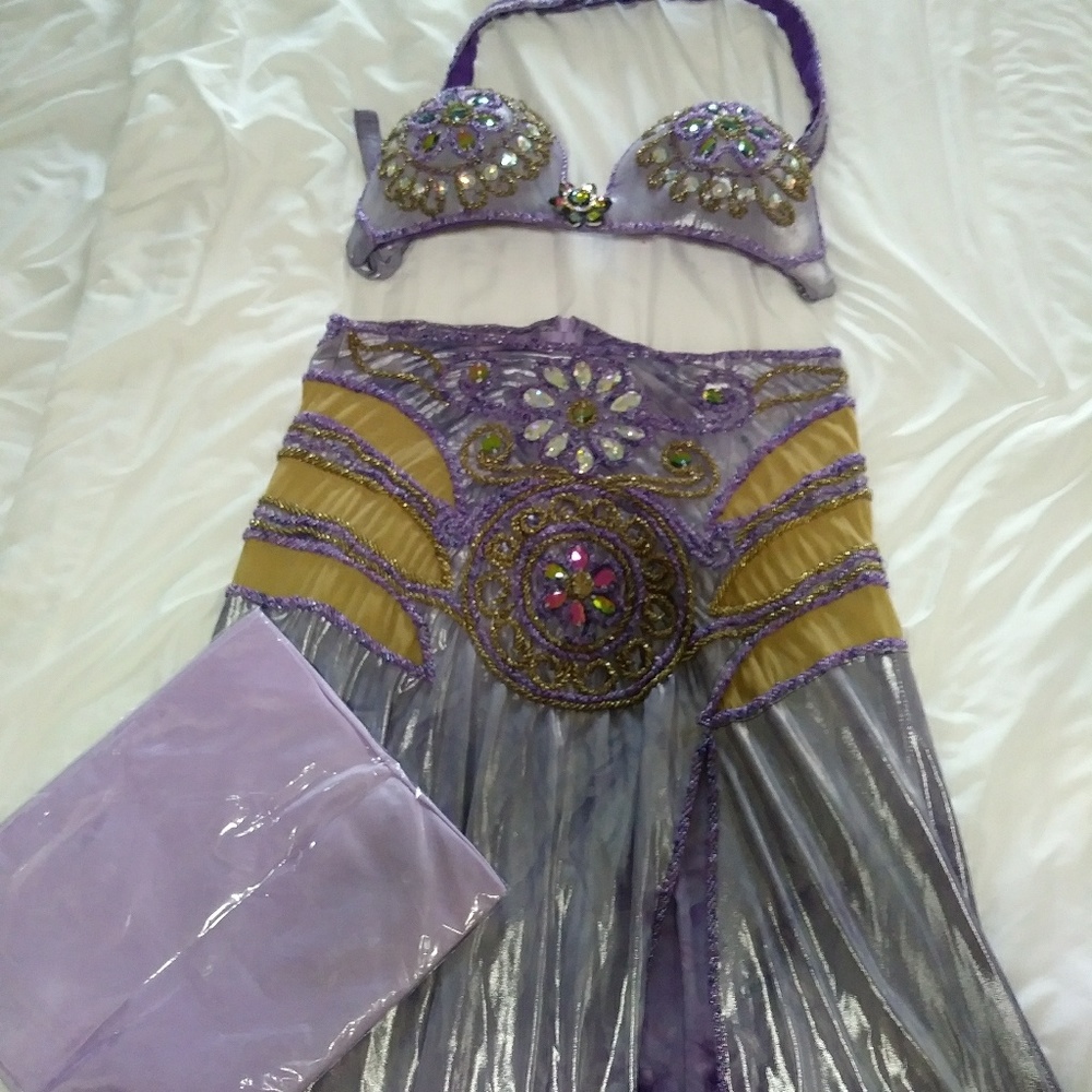 Belly dancer top & skirt set - Picture 2 of 4
